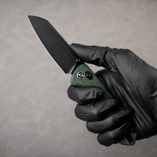 Olitans King Penguin G062-GB - 3.35" 14C28N Black Blade, Green Micarta Handle