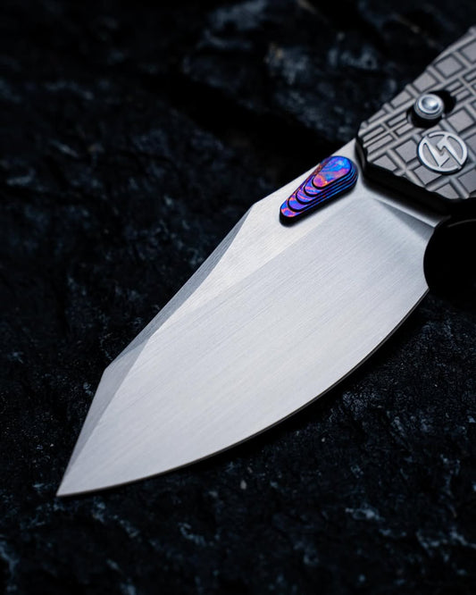 Olitans T052-LS - 3.54" M390 Blade, Titanium Handle & Timascus