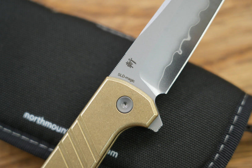 North Mountain Blade Chop 2 Bronze - 3.4" SLD-Magic Steel San Mai Tanto Blade, Bronze Lines Handle