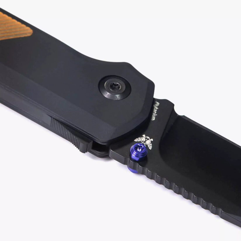 Flytanium Arcade Ultem FLY-1252 - 3.2" S35VN Black DLC Drop Point Blade, Black/Ultem Aluminium Handles