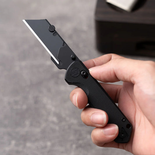 Olitans Adélie Penguins G076 - 2.68" Black Utility Blade, Black G10 Handle