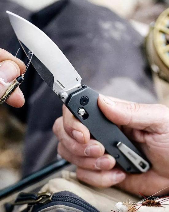 Kershaw Iridium - 3.4" D2 Spear Point Blade, Grey Aluminium Handles - 2038