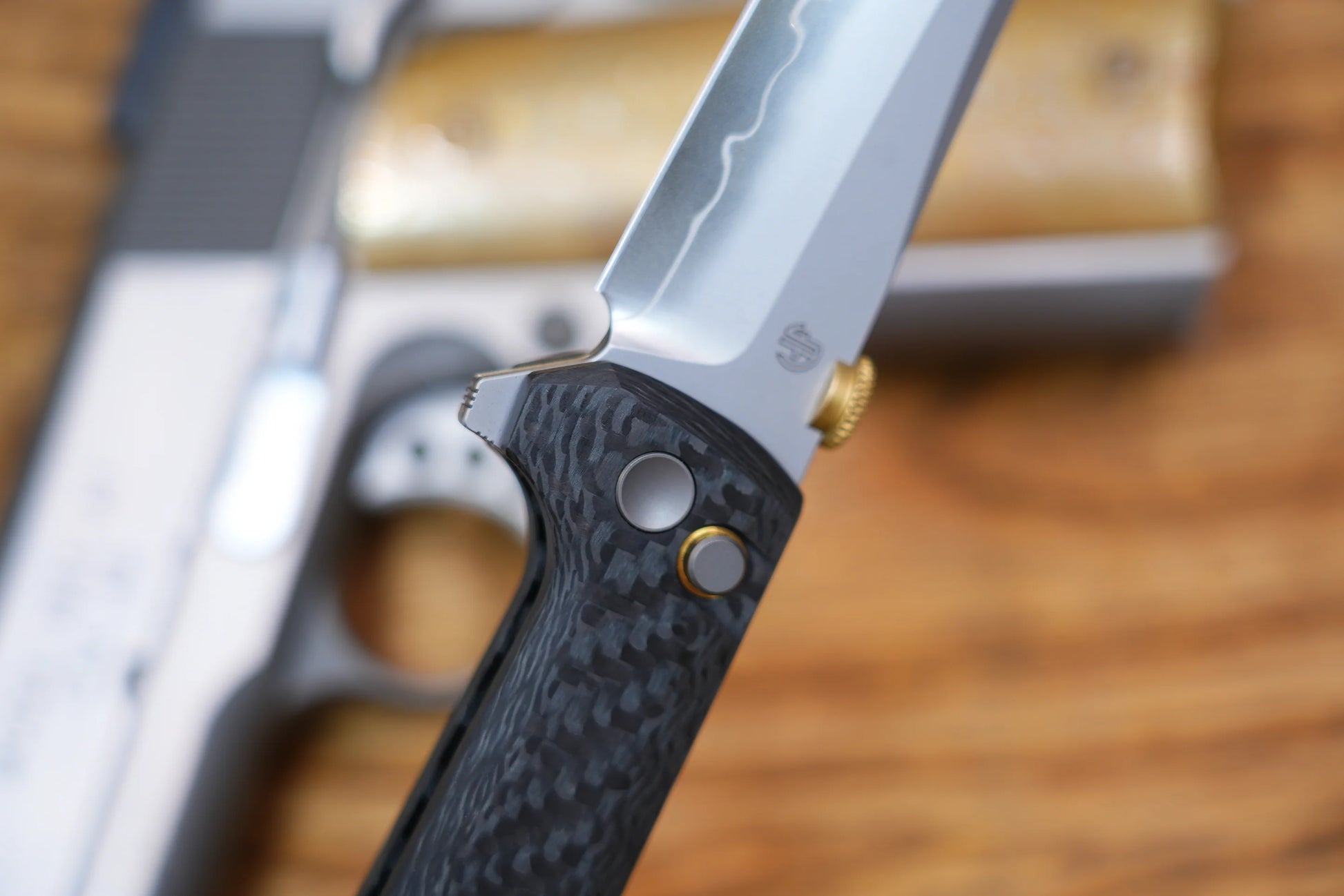 North Mountain Blade Chop 2 G10 Thumb Disk - 3.4" SLD-Magic Steel San Mai Tanto Blade, Carbon Fibre Handle