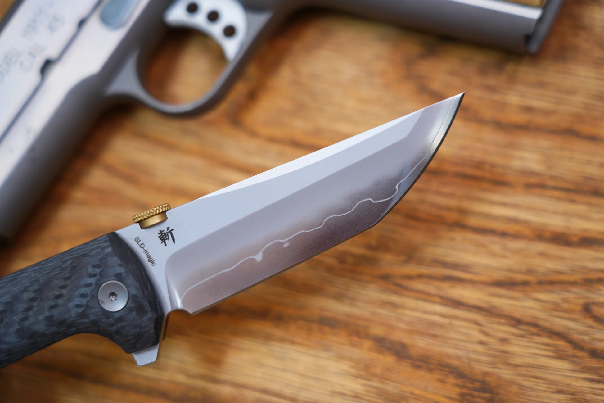 North Mountain Blade Chop 2 G10 Thumb Disk - 3.4" SLD-Magic Steel San Mai Tanto Blade, Carbon Fibre Handle