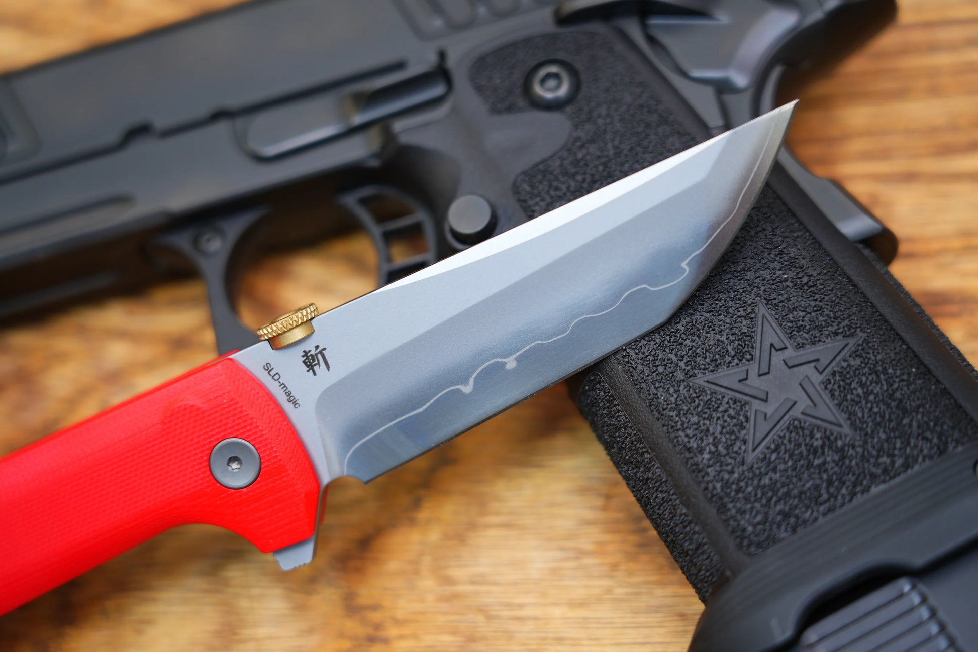 North Mountain Blade Chop 2 G10 Thumb Disk - 3.4" SLD-Magic Steel San Mai Tanto Blade, Red G10 Handle