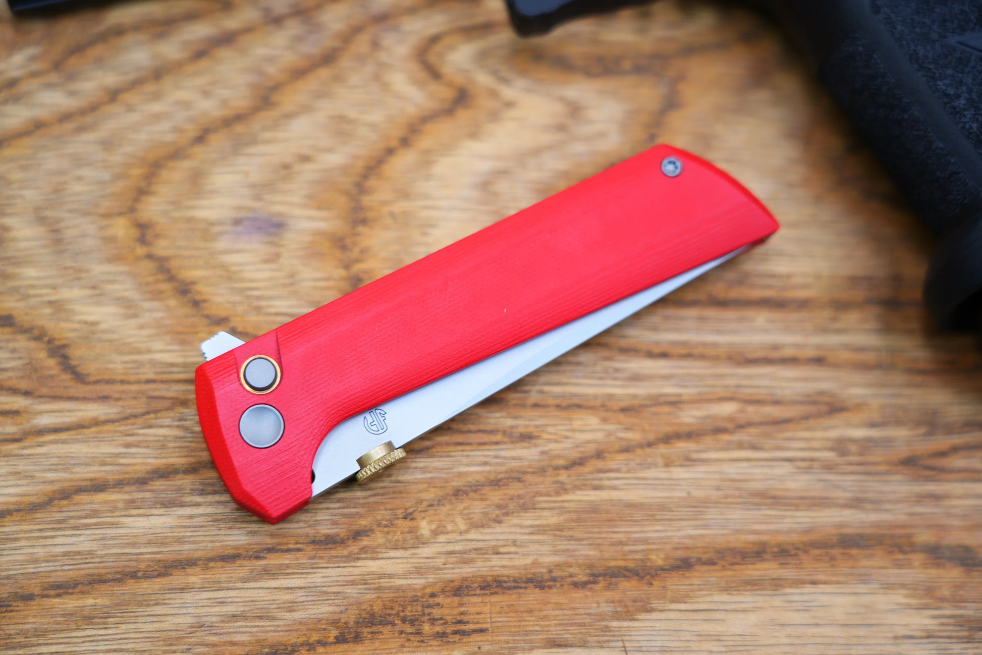 North Mountain Blade Chop 2 G10 Thumb Disk - 3.4" SLD-Magic Steel San Mai Tanto Blade, Red G10 Handle