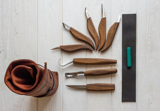 BeaverCraft S18X - Deluxe Wood Carving Set with Walnut Handles