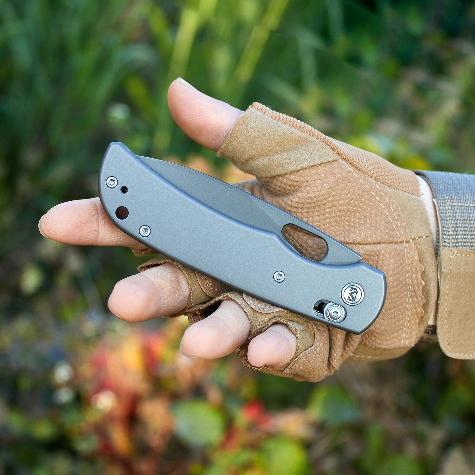 Miguron Moyarl Crossbar Lock - 3.25" 14C28N Dark Grey PVD Blade, Dark Grey Titanium Handle. MGR621ADG