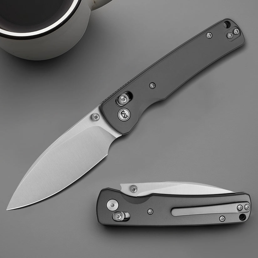Miguron Vakor - 3.15" M390 Satin Blade, Dark Grey PVD Titanium Handle. MGR-633ADG
