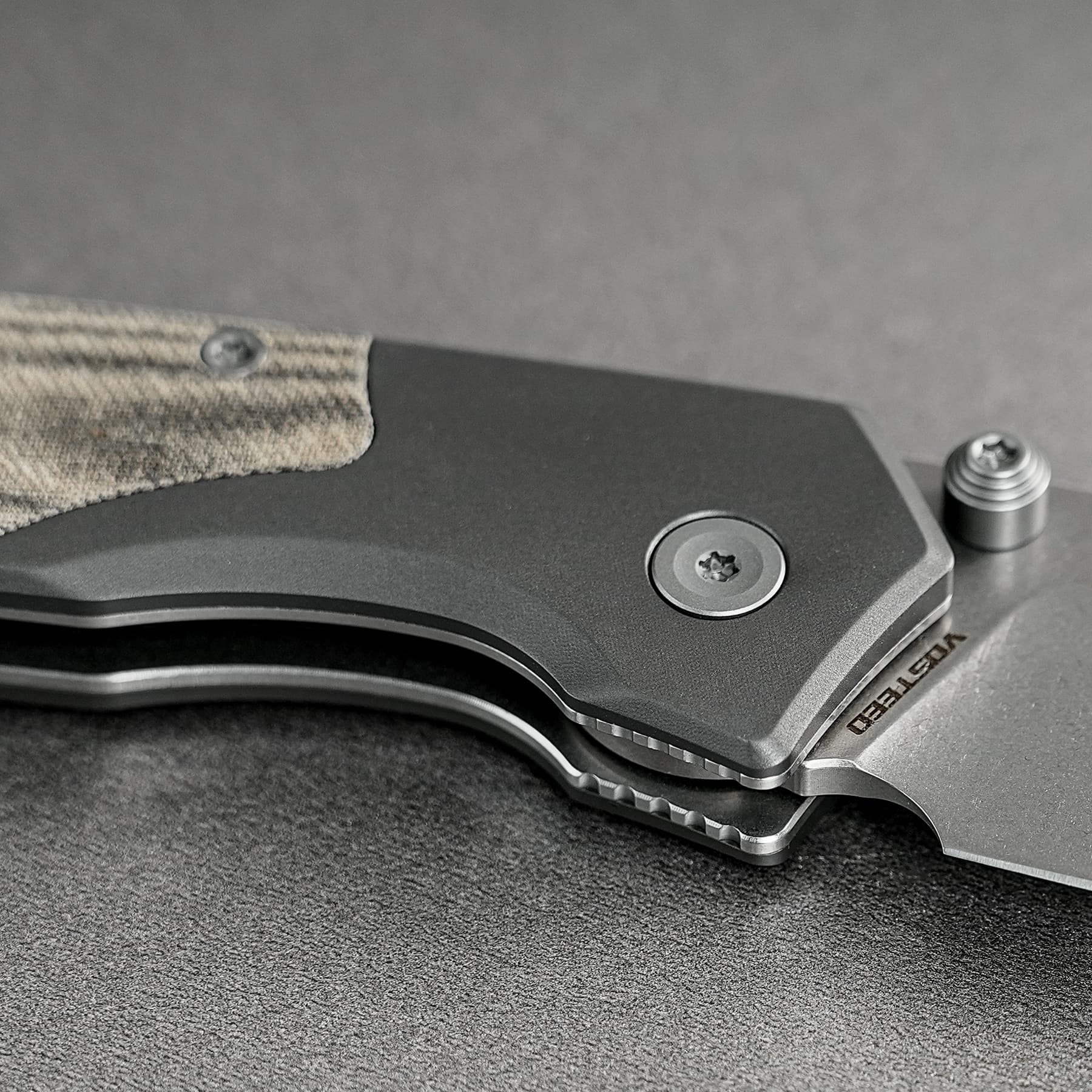 Vosteed Psyop 299 A2220 - 2.99" S35VN Stonewash Blade, Green Micarta & Titanium Handle