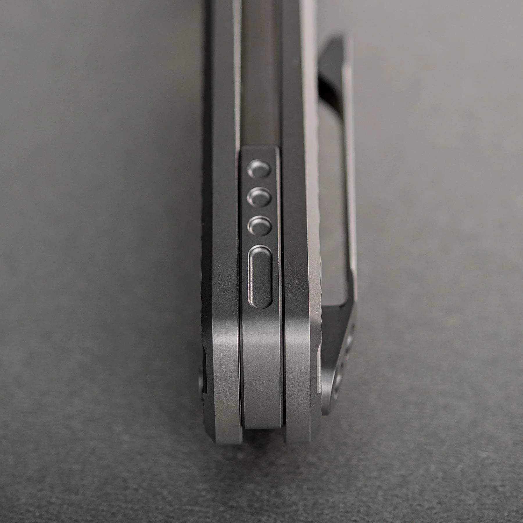 Vosteed Raccoon V Vanchor Lock A4001 - 3.22" M390 Stonewash Blade, Titanium Handle