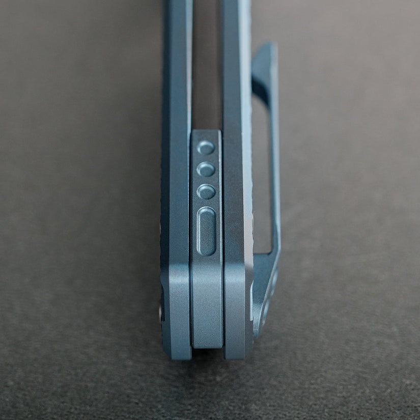 Vosteed Raccoon V Vanchor Lock A4002 - 3.22" M390 Satin Blade, Blue Titanium Handle