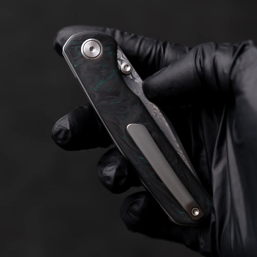 Olitans Gecko M070 - 3.07" Damascus Blade, Green Carbon Fibre Handle