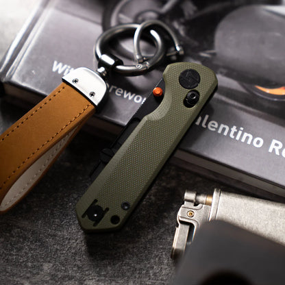 Olitans Adélie Penguins G076 - 2.68" Black Utility Blade, Green G10 Handle