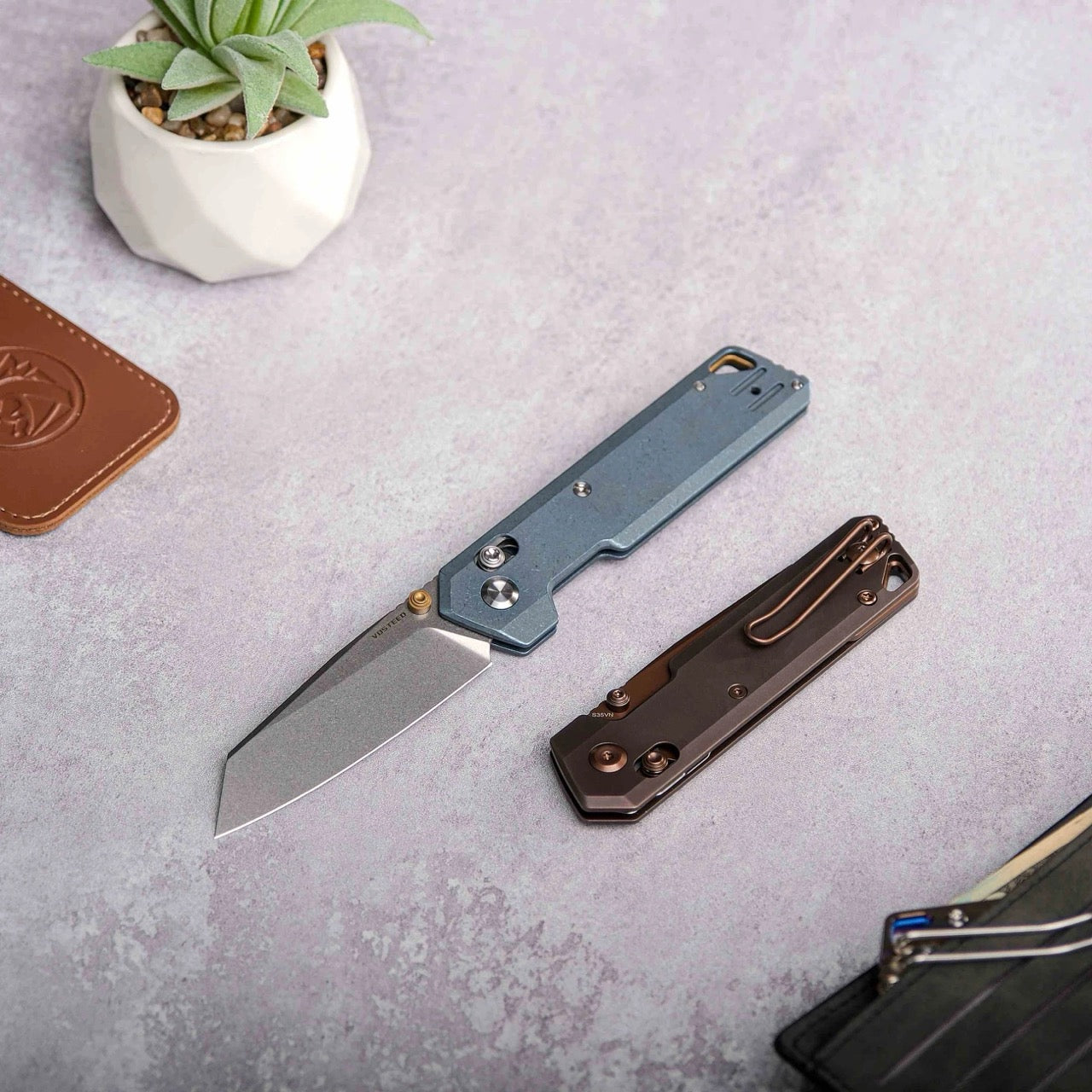 Vosteed Parallel A3504 - 2.9" S35VN Stonewash Blade, Blue Titanium Handle