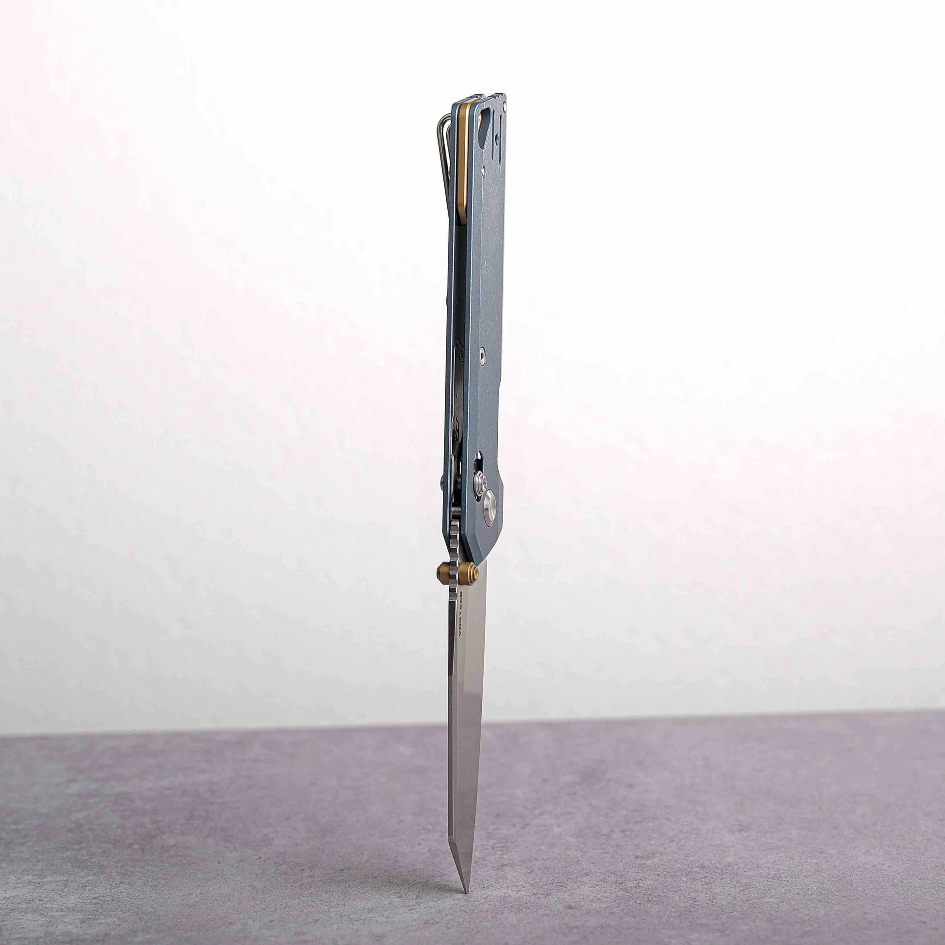Vosteed Parallel A3504 - 2.9" S35VN Stonewash Blade, Blue Titanium Handle