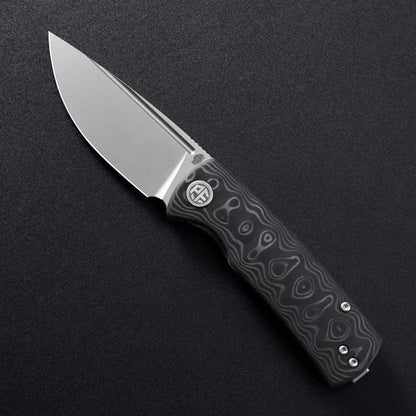 Petrified Fish Mini Beluga PFP01XCP - 2.99" 14C28N Bead Blasted Blade, Carbon Fibre Handle