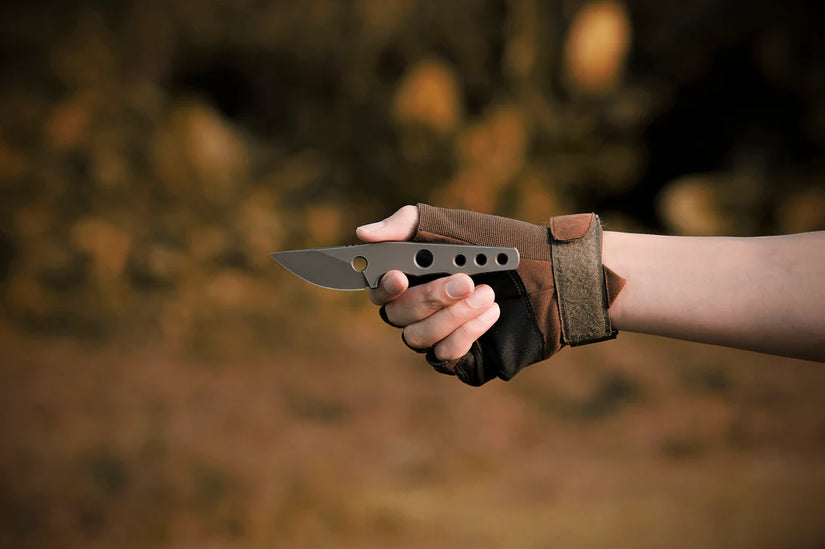 Petrified Fish Bison PFE13W - 2.4" 14C28N Stonewashed Blade