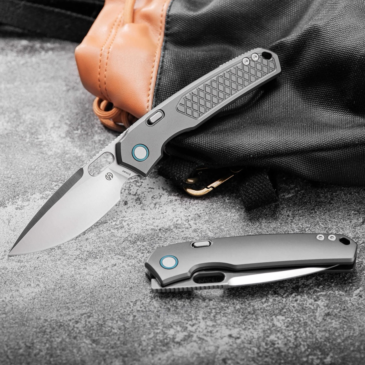 Vosteed Psyop A2202 - 3.32" Elmax Satin Blade, Titanium Patterned Handle