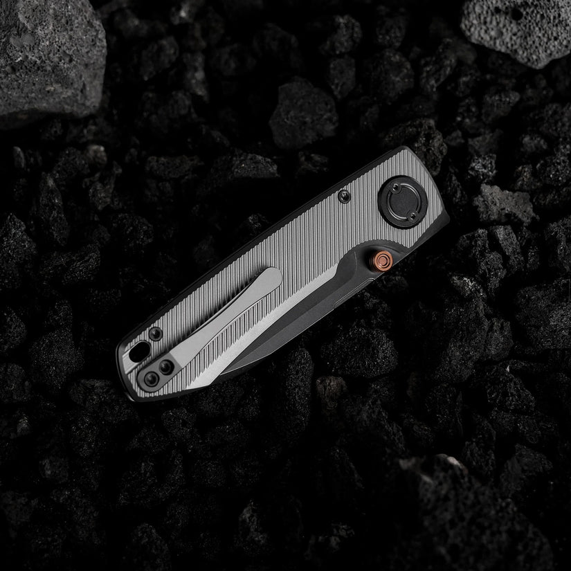 Vosteed Raccoon V Vanchor Lock A4004 - 3.22" M390 Black Stonewash Blade, Titanium Handle