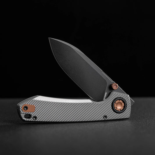 Vosteed Raccoon V Vanchor Lock A4004 - 3.22" M390 Black Stonewash Blade, Titanium Handle