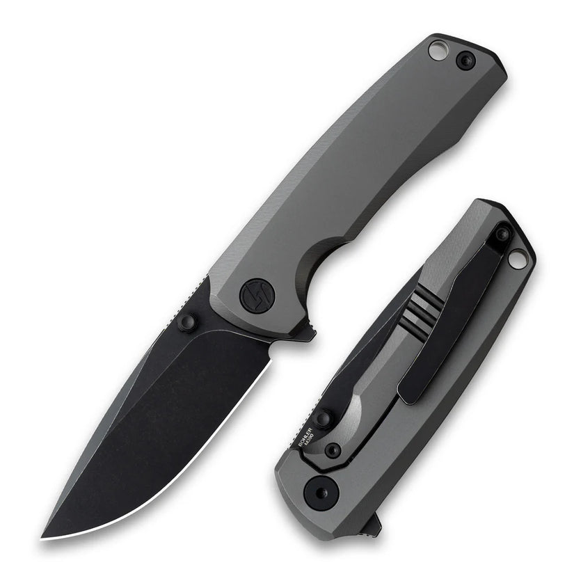 Olitans Bomber T065 - 2.95" M390 Black Stonewashed Blade, Grey Titanium Handle