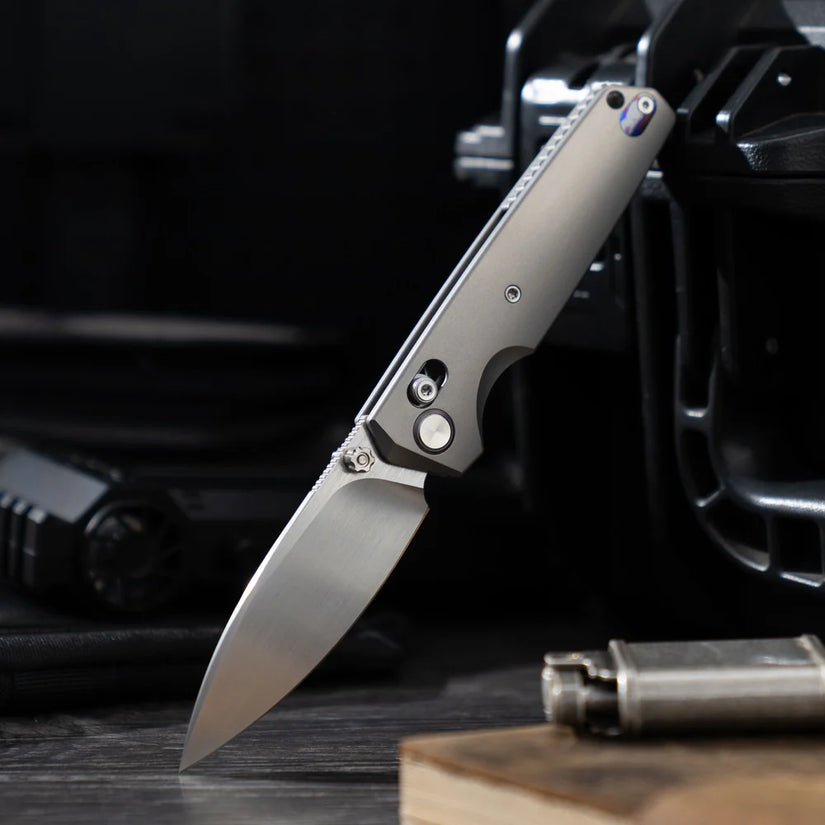 Olitans Ti-Aero T075 Brushed - 3.23" M390 Hand Brushed Blade, Titanium Handle & Zirconium Damascus