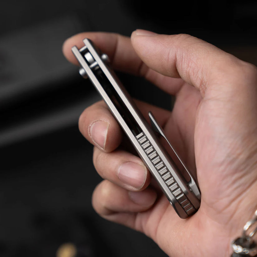 Olitans Ti-Aero T075 Matte - 3.23" M390 Bead Blasted Blade, Titanium Handle